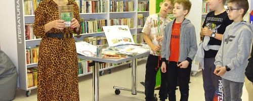 Wizyta w Bibliotece - Dzieci Odkrywają Świat Literatury